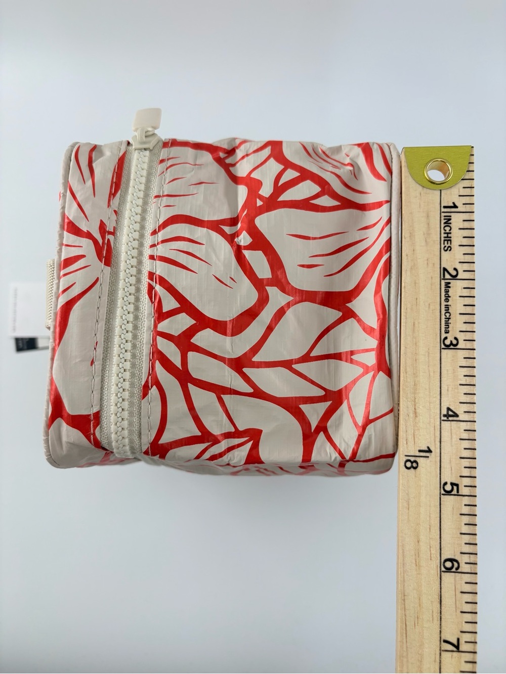 Aloha Collection Splash Proof Dopp Kit Backyard Cabin Crew Red Tan Travel Bags - Picture 4 of 15